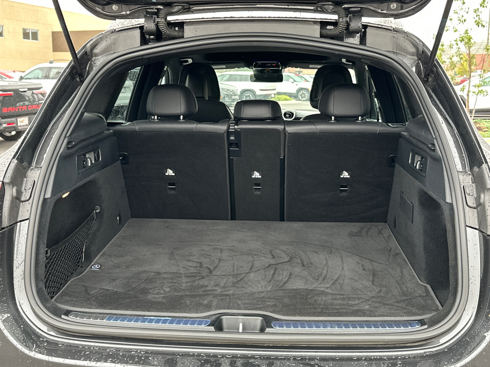 Used 2024 Mercedes-Benz GLC 300 4MATIC image 16