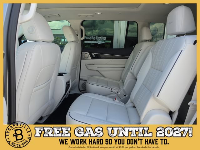 New 2027 Buick Enclave Avenir w/ LPO, Floor Liner Package FWD image 15