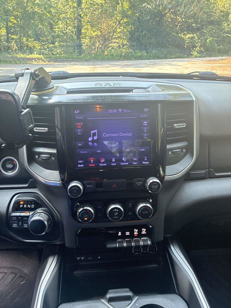 Used 2019 RAM 1500 Big Horn AWD/4WD image 10