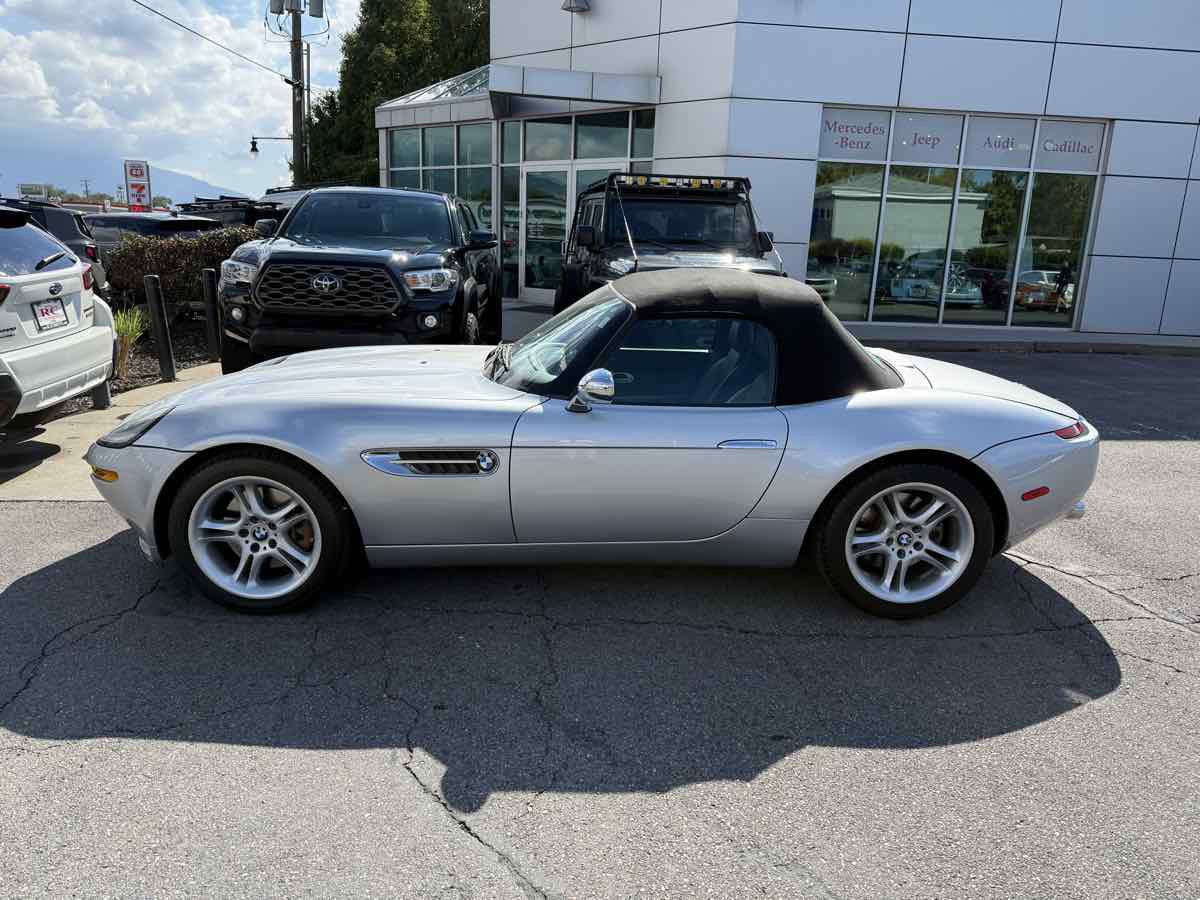 Used 2000 BMW Z8 image 9