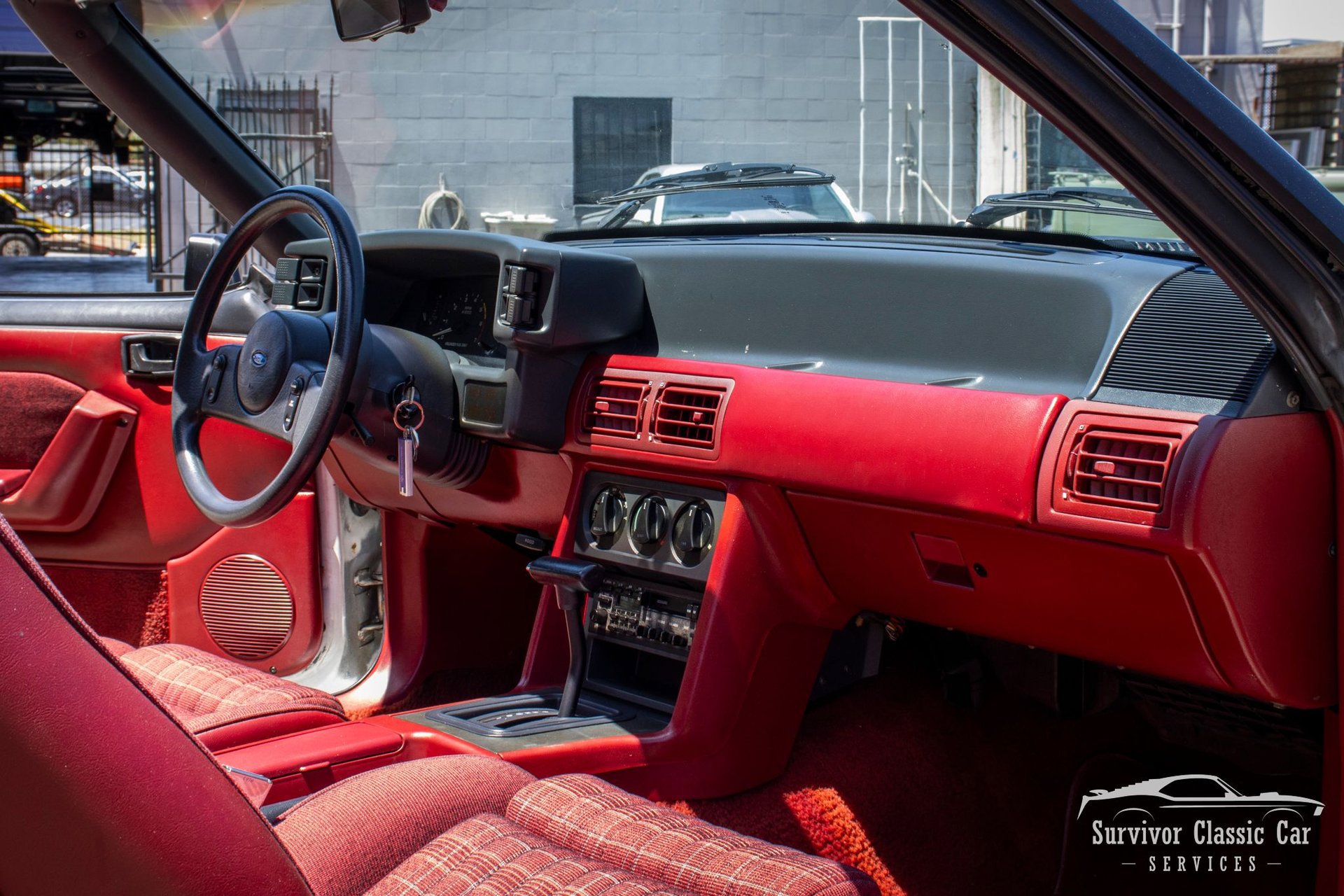 Used 1989 Ford Mustang LX RWD image 15