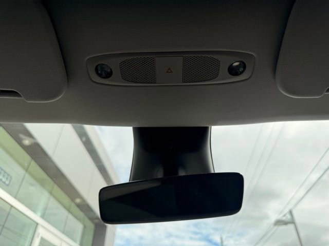 Used 2023 Tesla Model Y Long Range image 14