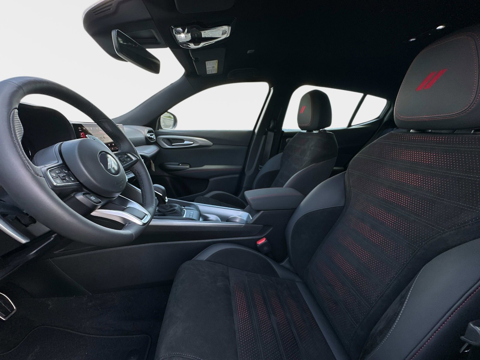 New 2025 Dodge Hornet R/T w/ Track Pack image 21