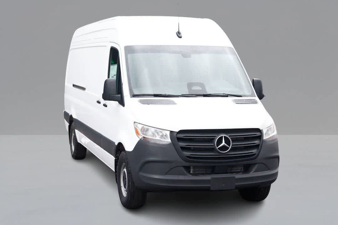 New 2025 Mercedes-Benz Sprinter 2500 image 3