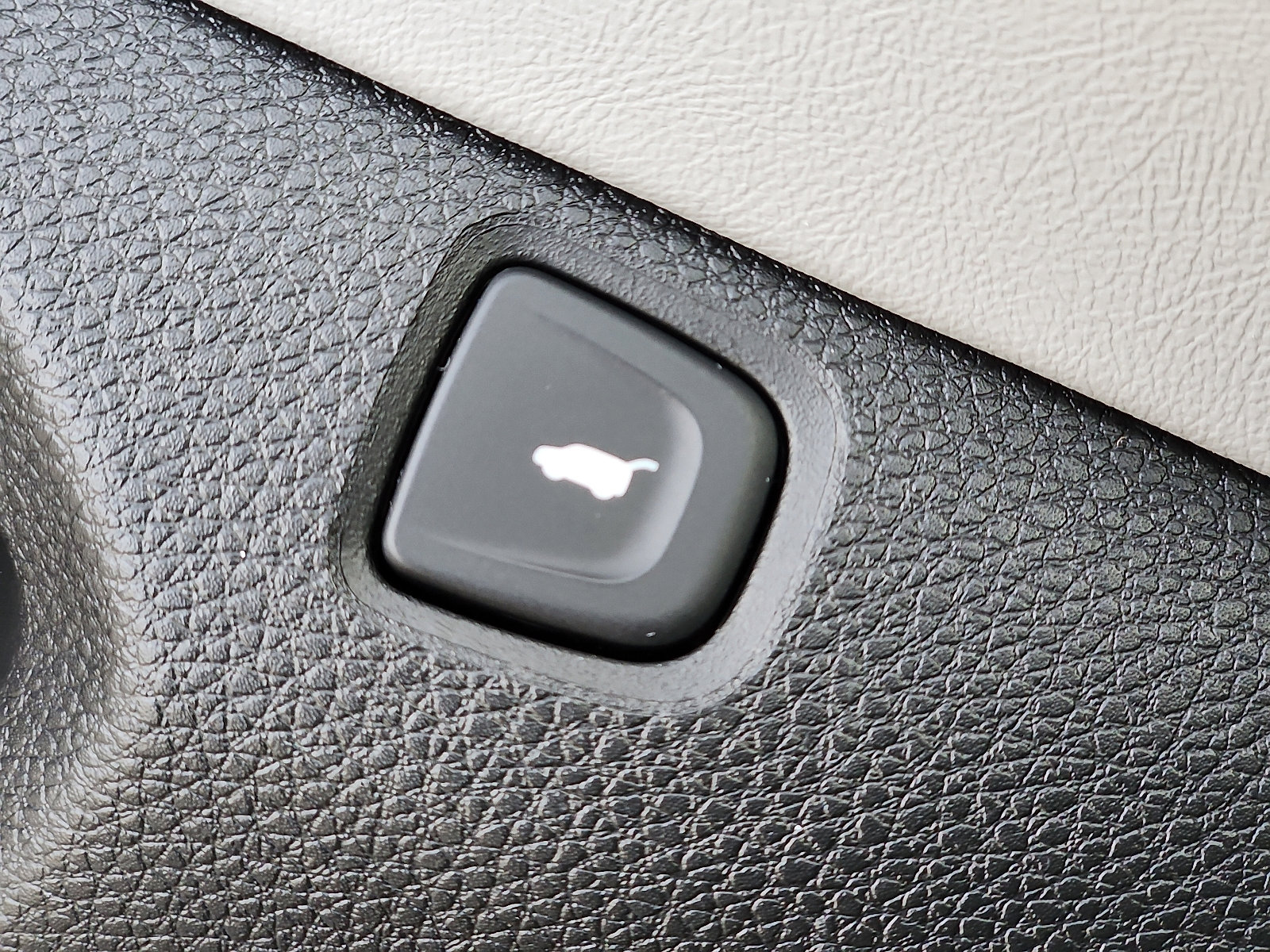 Certified 2024 Acura RDX SH-AWD w/ Advance Package image 27