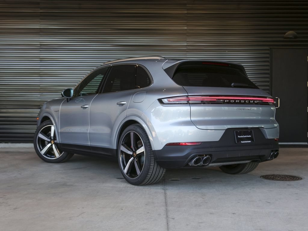 New 2026 Porsche Cayenne S AWD/4WD image 3