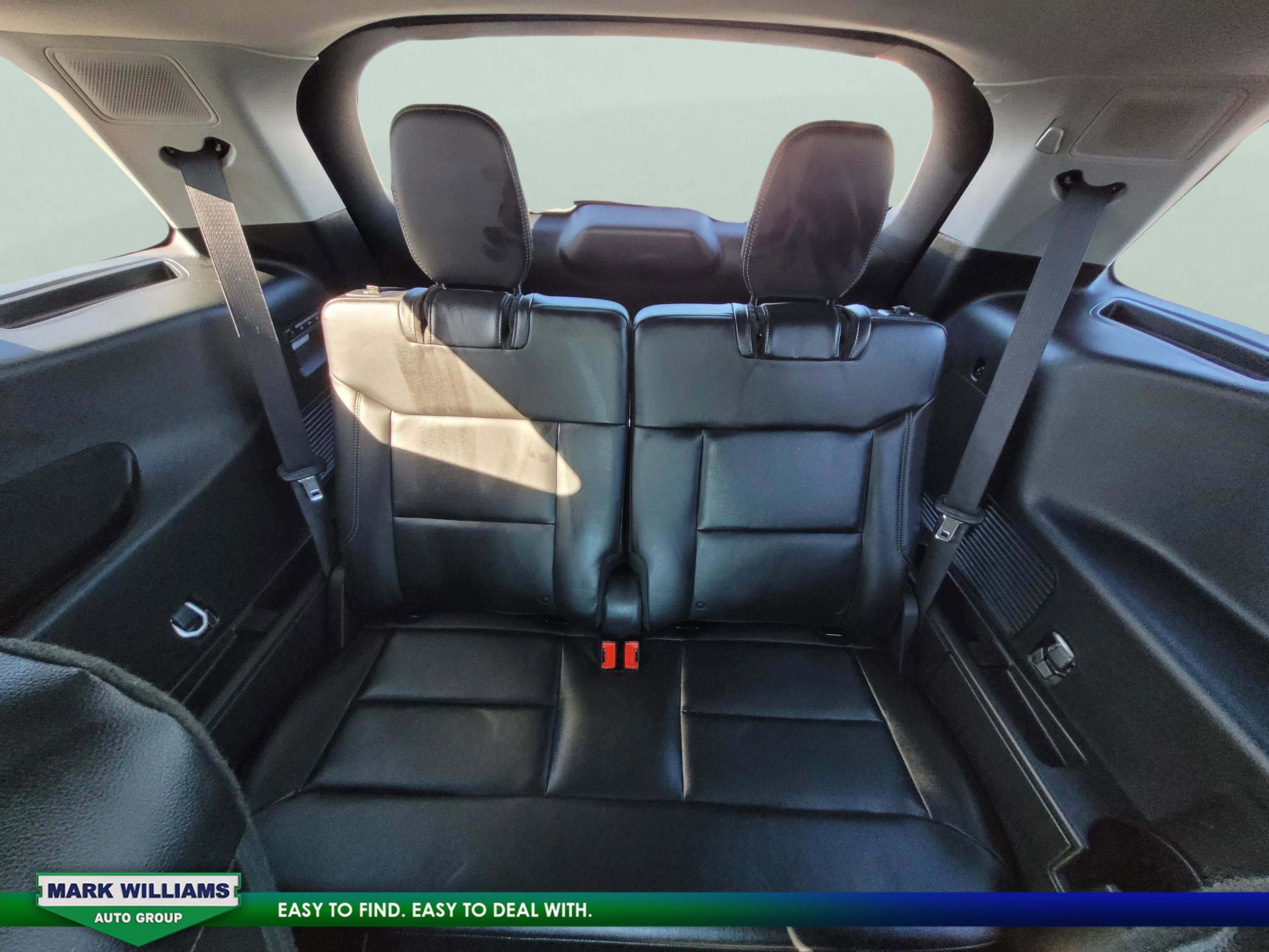 Used 2023 Ford Explorer Limited w/ Limited Technology Package image 17