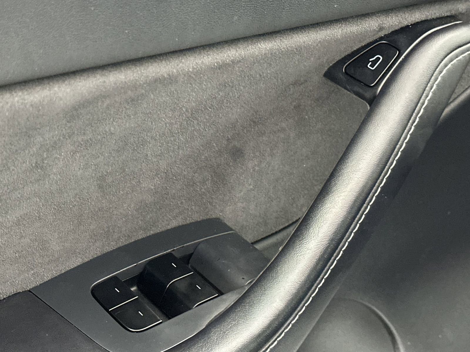 Used 2021 Tesla Model Y Long Range image 13