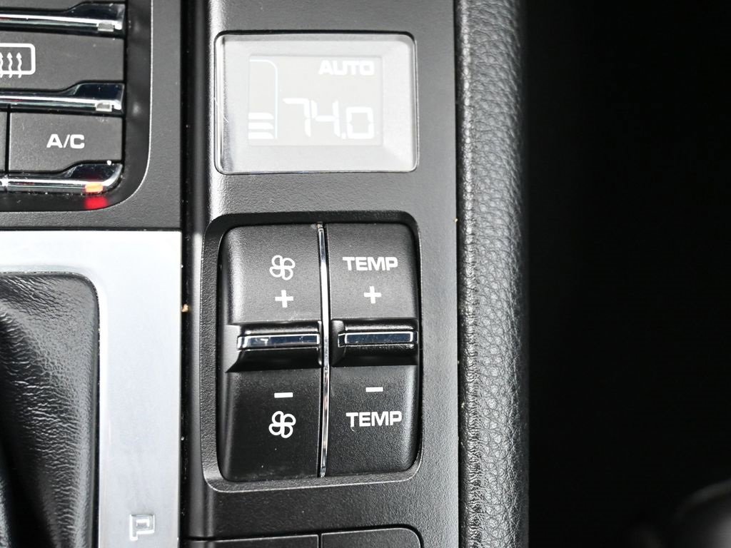 Used 2018 Porsche Macan GTS image 32