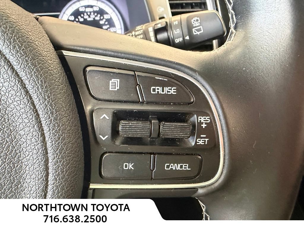 Used 2019 Kia Niro S Touring FWD image 22