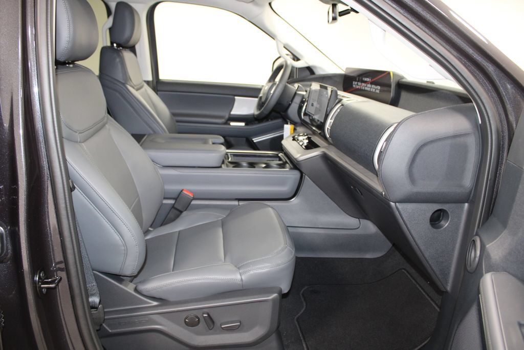 New 2026 Ford Expedition Active RWD image 30