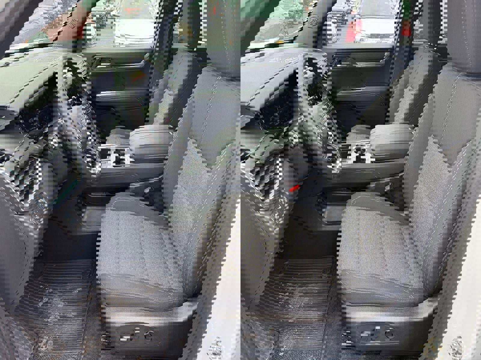 Used 2025 GMC Acadia Elevation image 4