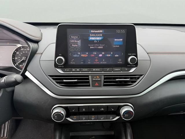 Used 2021 Nissan Altima 2.5 SR w/ SR Premium Package AWD/4WD image 15