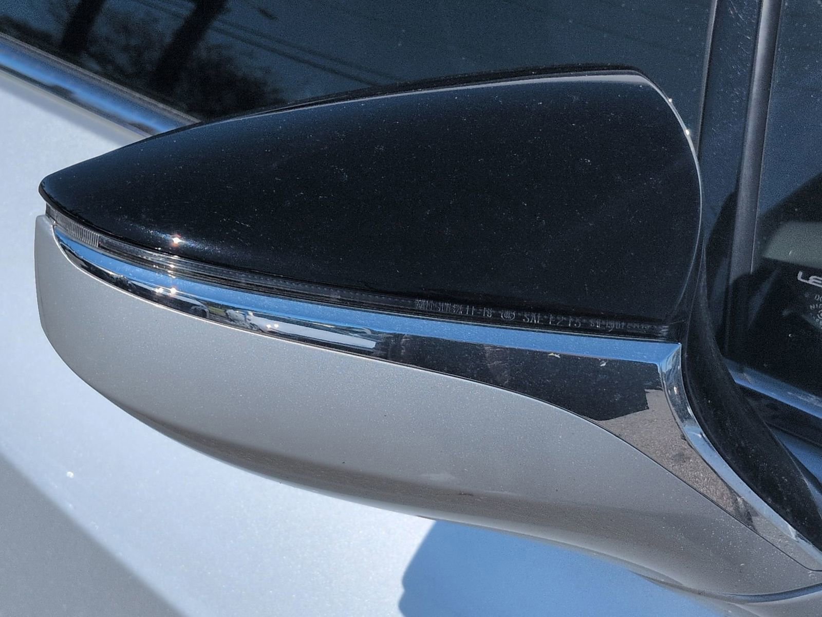 Used 2020 Lexus UX 250h w/ Premium Package image 17