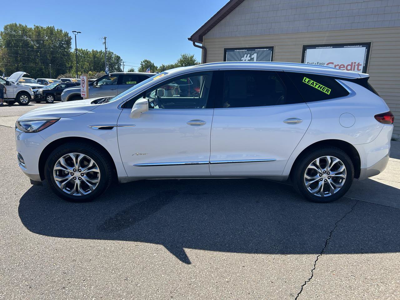 Used 2018 Buick Enclave Avenir w/ Avenir Technology Package AWD/4WD image 8