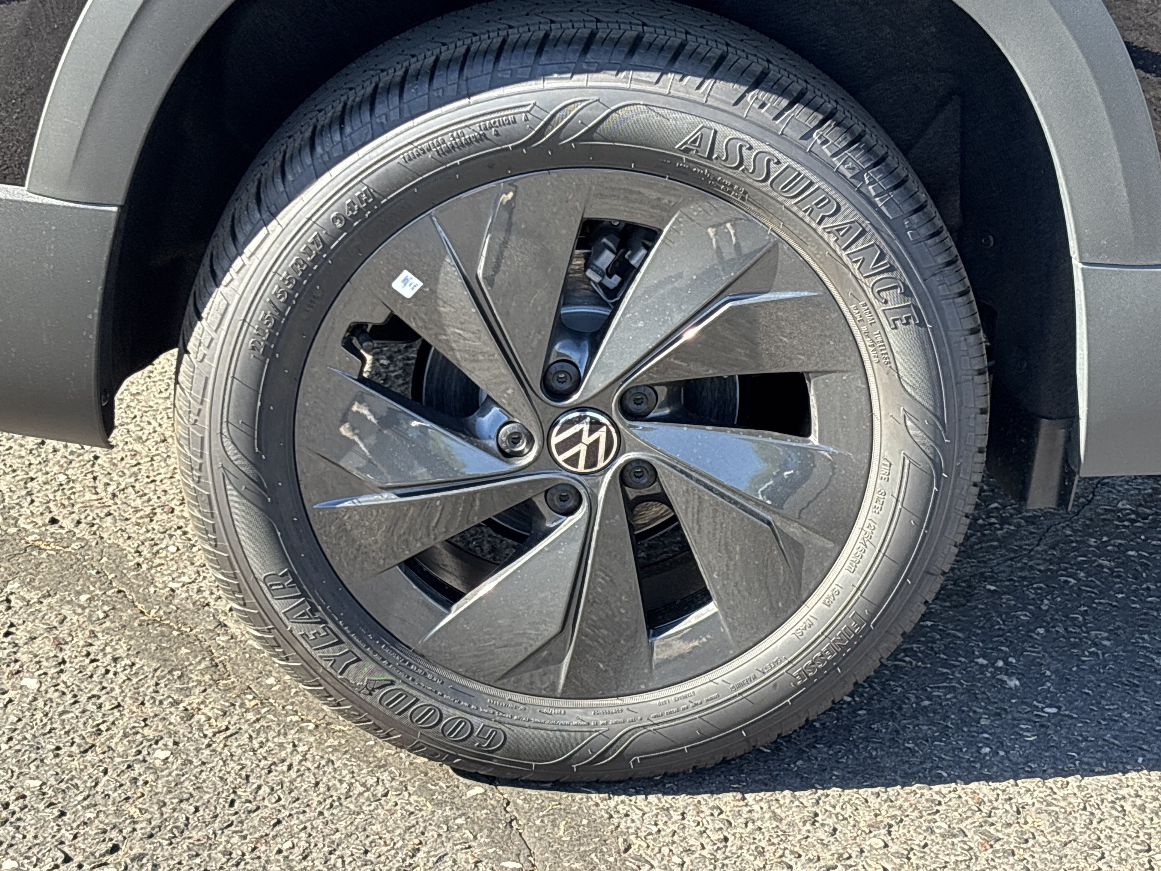 New 2026 Volkswagen Taos S FWD image 6