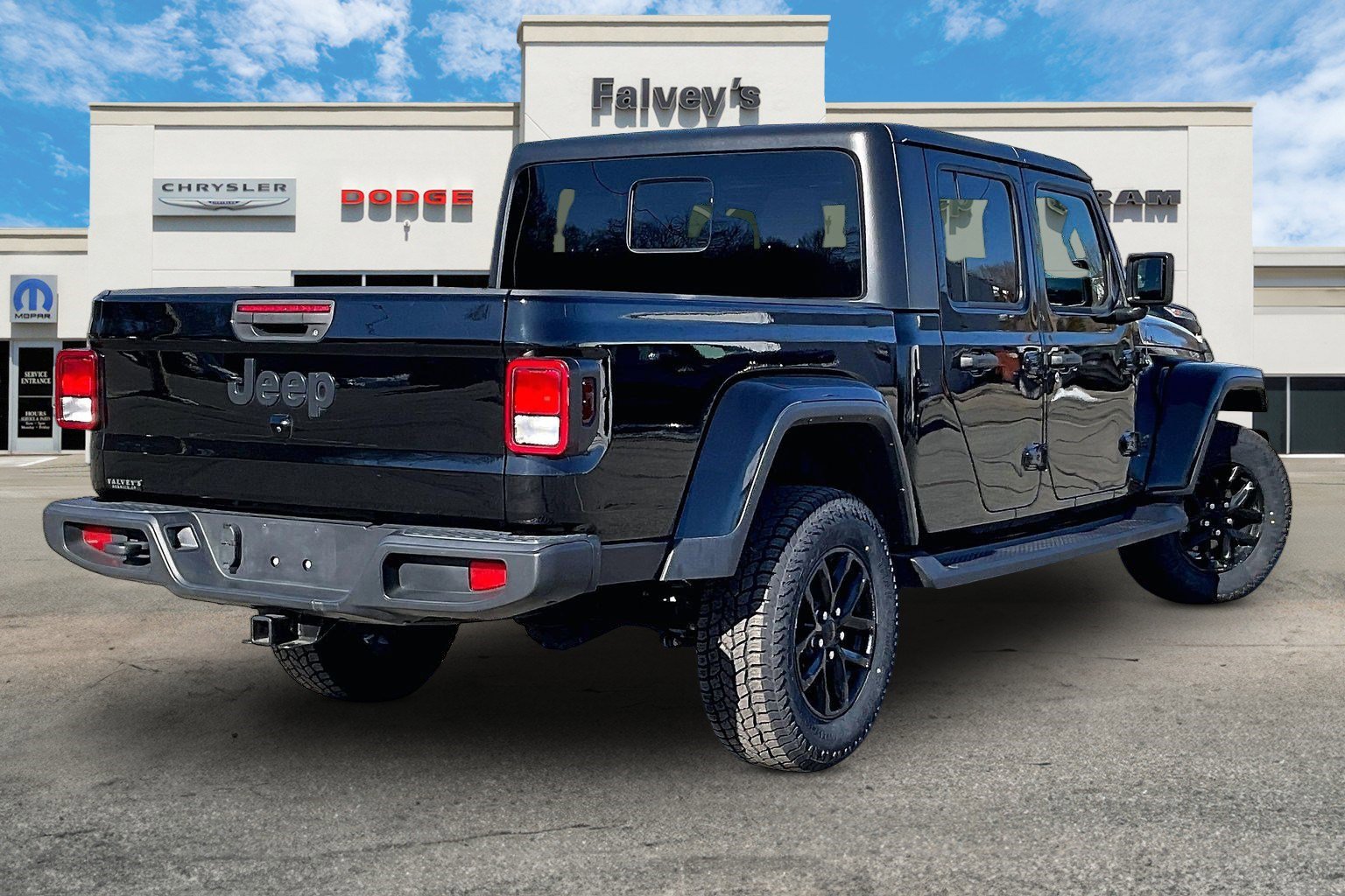 Certified 2022 Jeep Gladiator Sport image 2