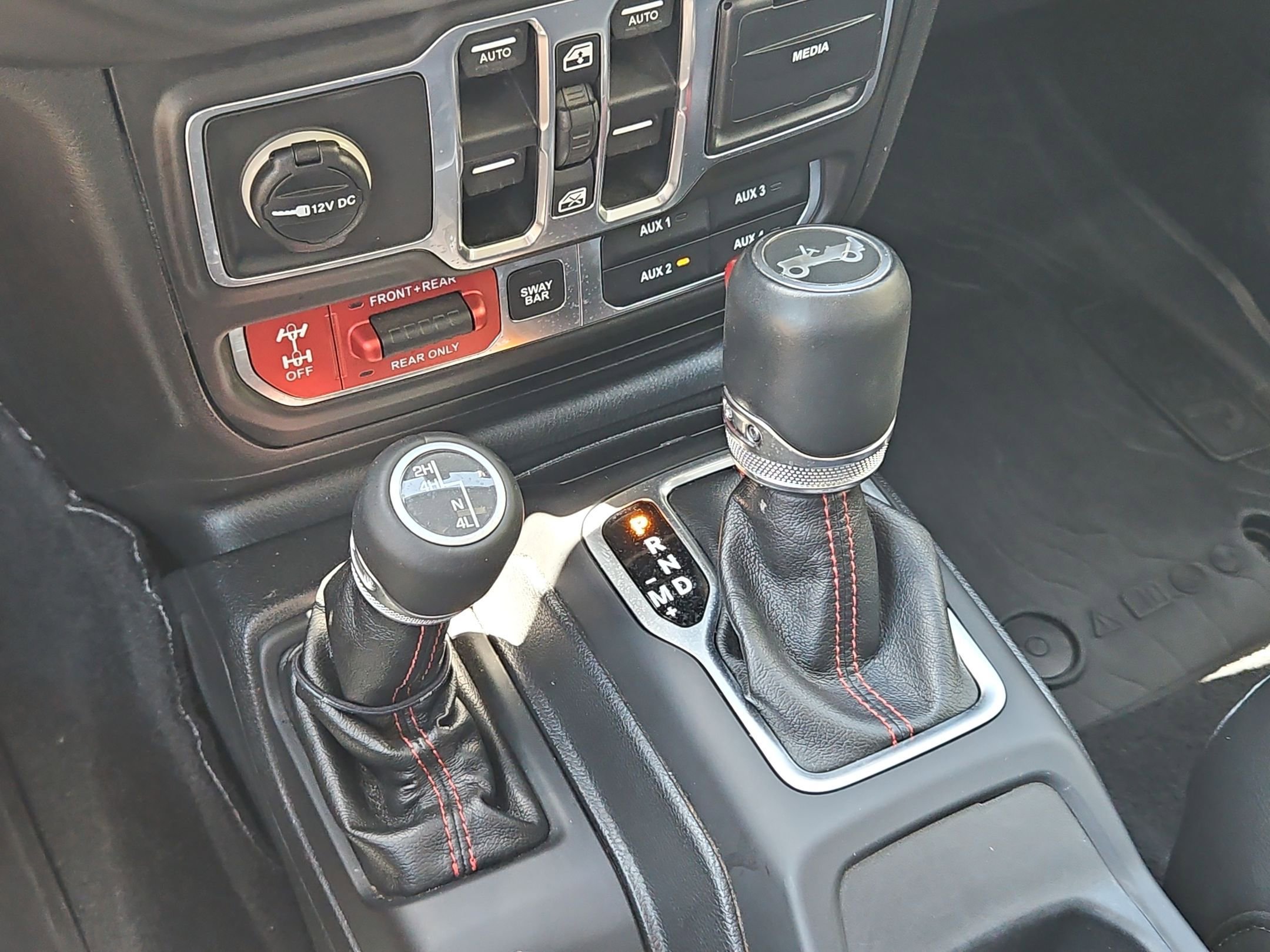 Used 2018 Jeep Wrangler Unlimited Rubicon image 22