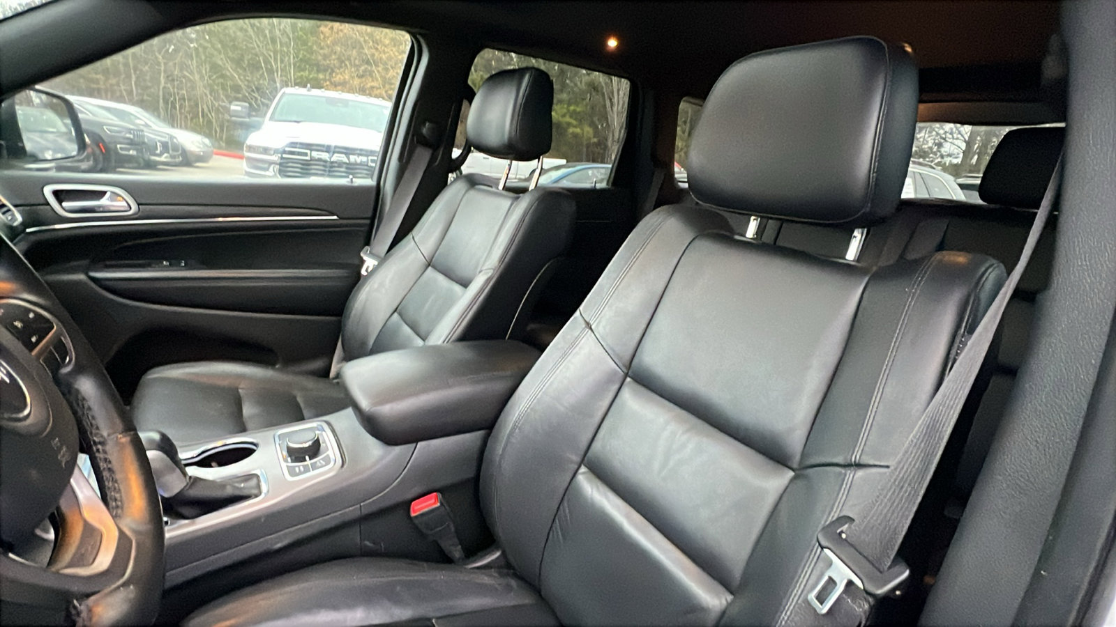 Used 2022 Jeep Grand Cherokee Limited image 18