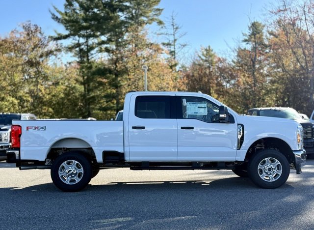 New 2026 Ford F350 XLT image 3