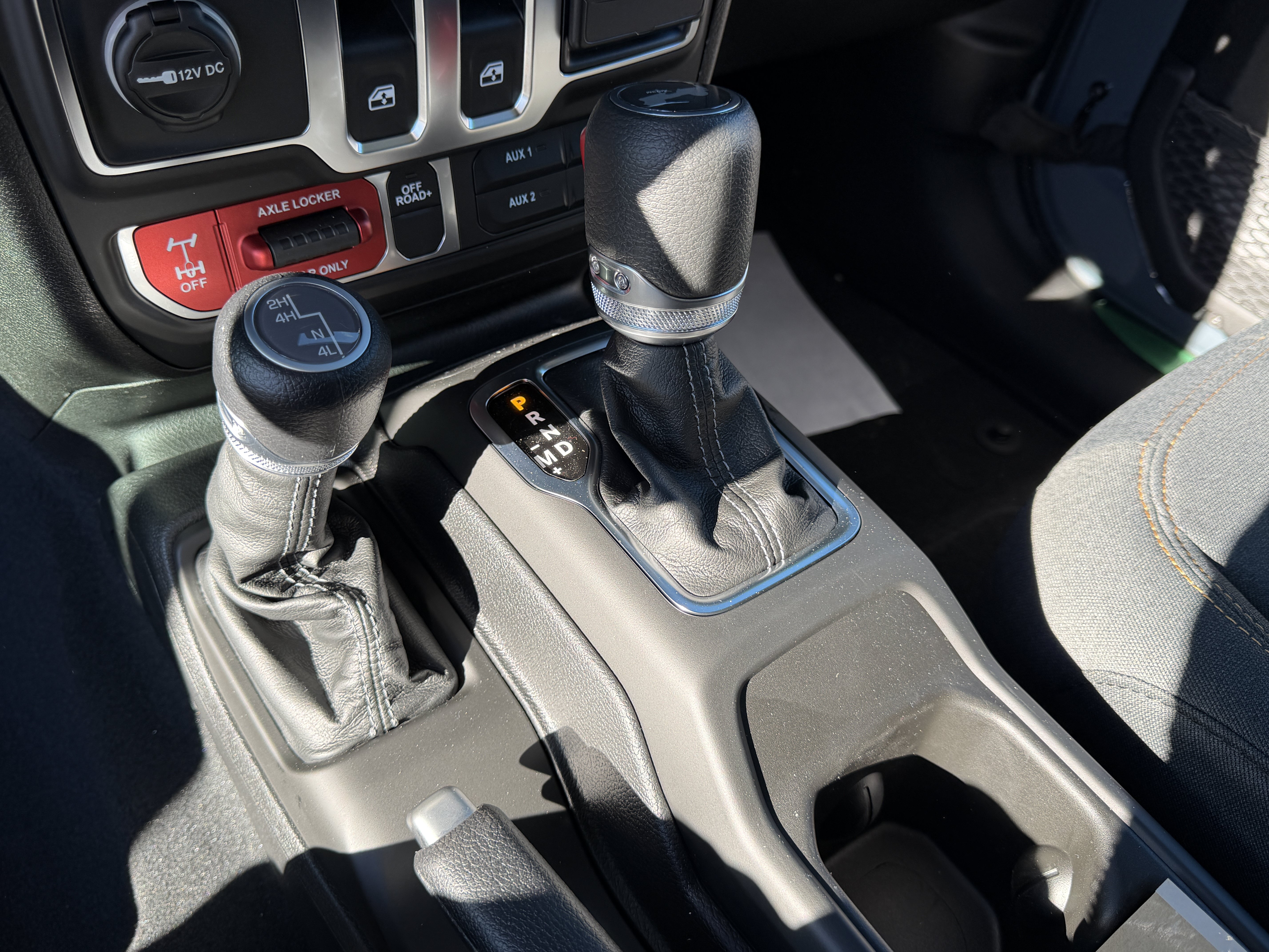 New 2026 Jeep Wrangler Sport AWD/4WD image 25