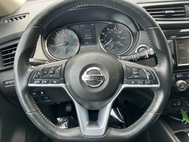 Used 2020 Nissan Rogue SV FWD image 20