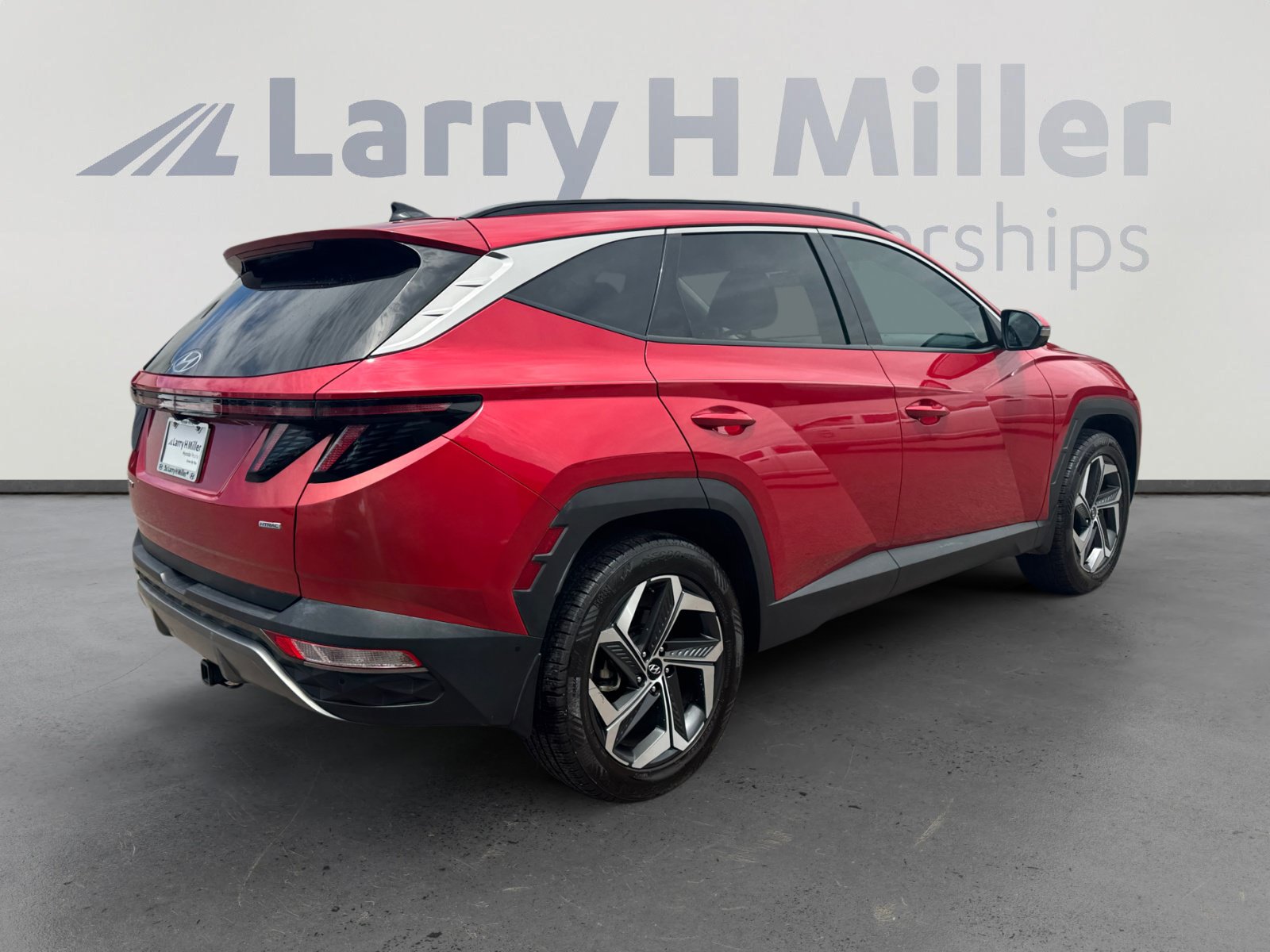Used 2023 Hyundai Tucson Limited AWD/4WD image 5
