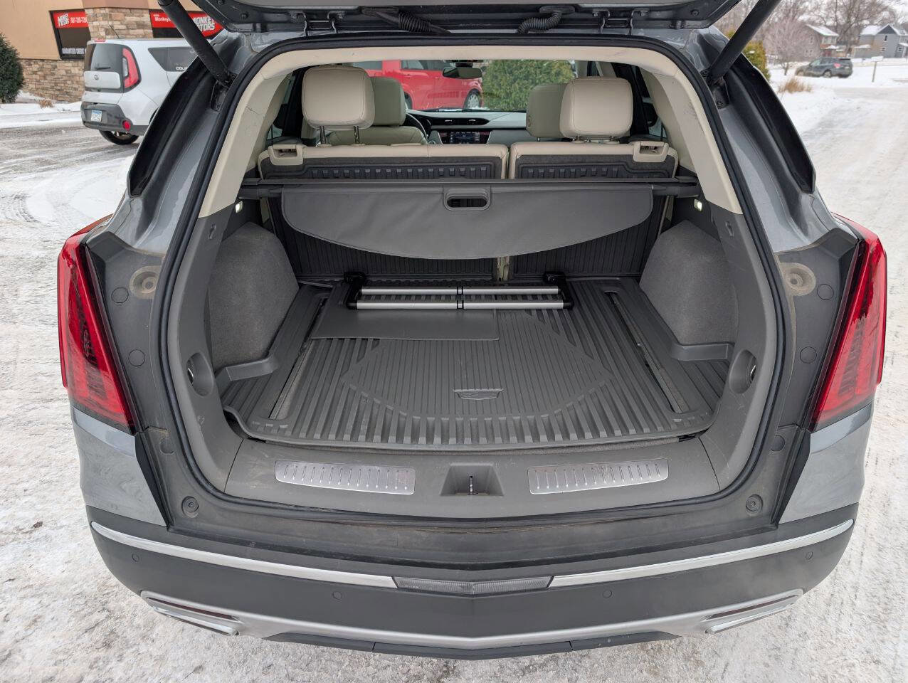 Used 2022 Cadillac XT5 Premium Luxury image 13