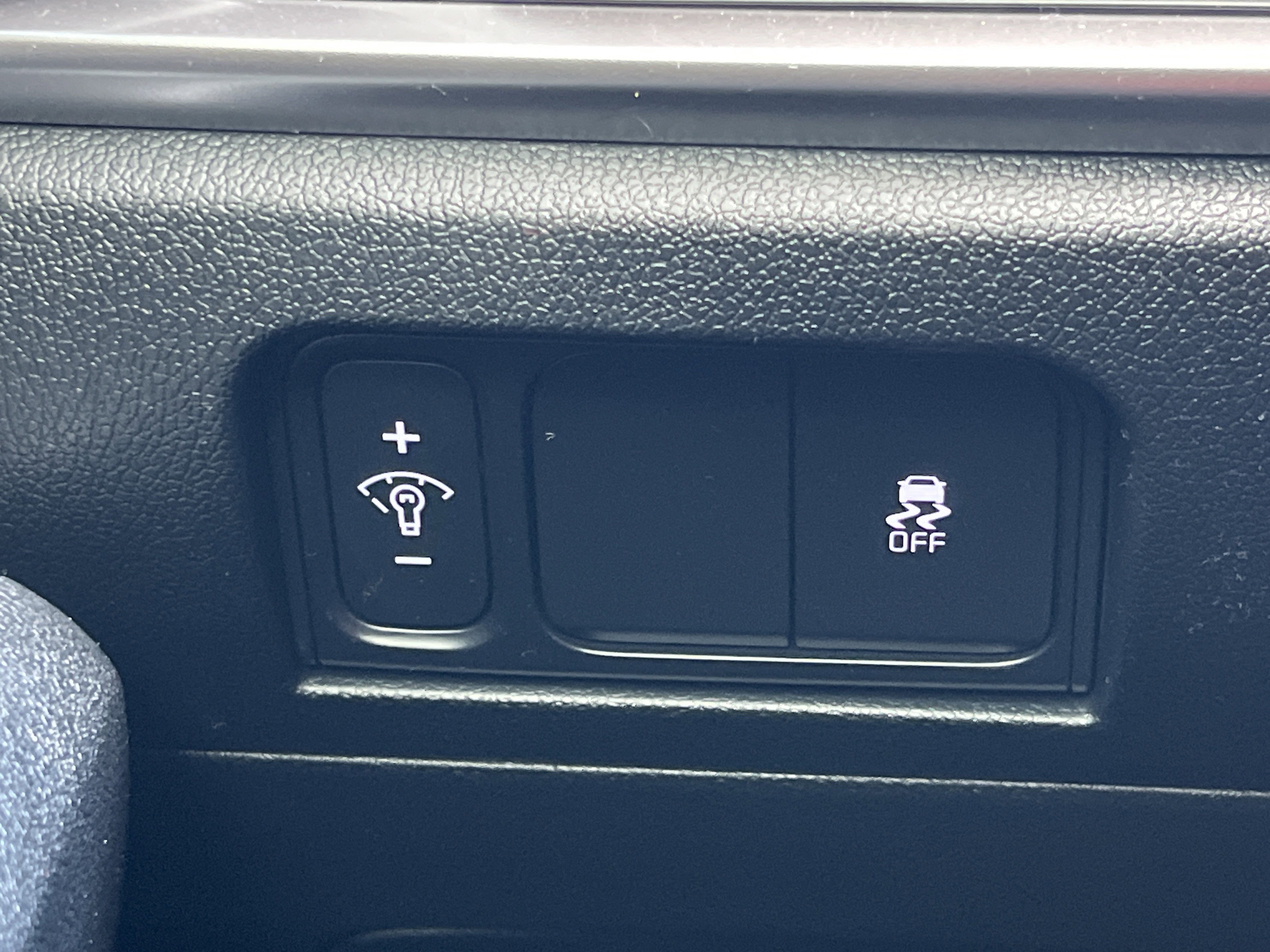 Certified 2025 Kia Sorento S image 14