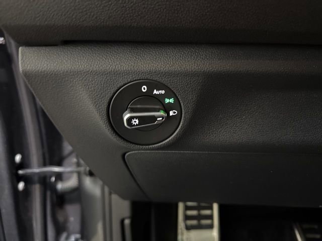 Certified 2023 Volkswagen Jetta Sport image 18