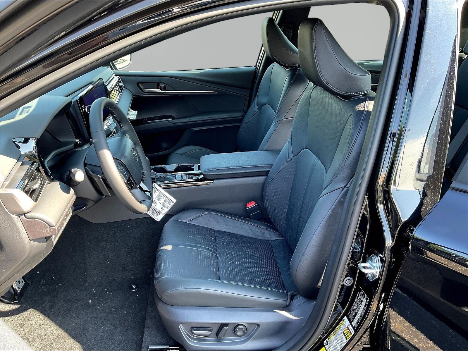 New 2026 Toyota Camry XSE FWD image 17