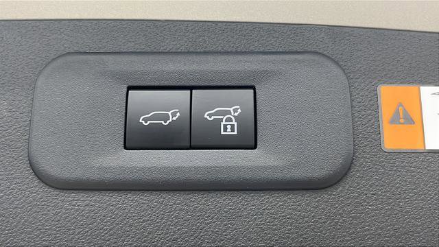 Used 2024 Lexus NX 350h AWD image 35