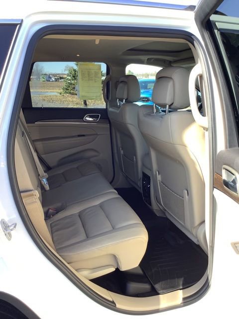 Certified 2017 Jeep Grand Cherokee Limited image 19