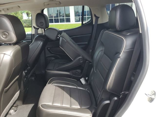 Used 2021 GMC Acadia Denali w/ Denali Technology Package image 30
