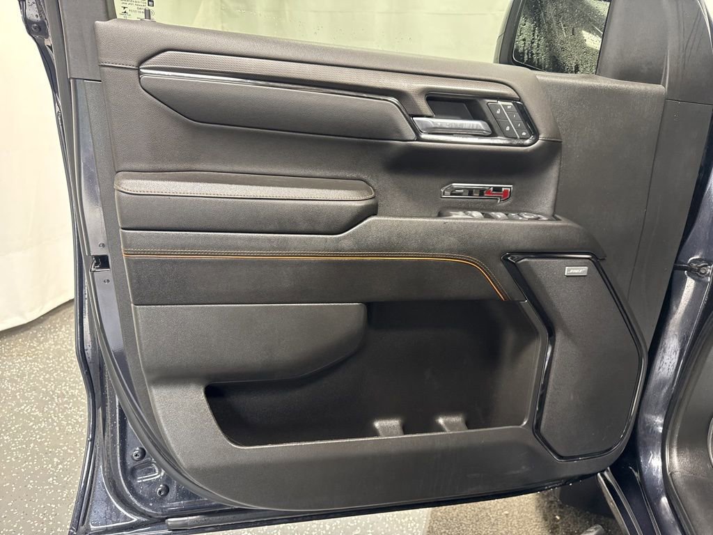 Used 2023 GMC Sierra 1500 AT4 w/ Technology Package image 8