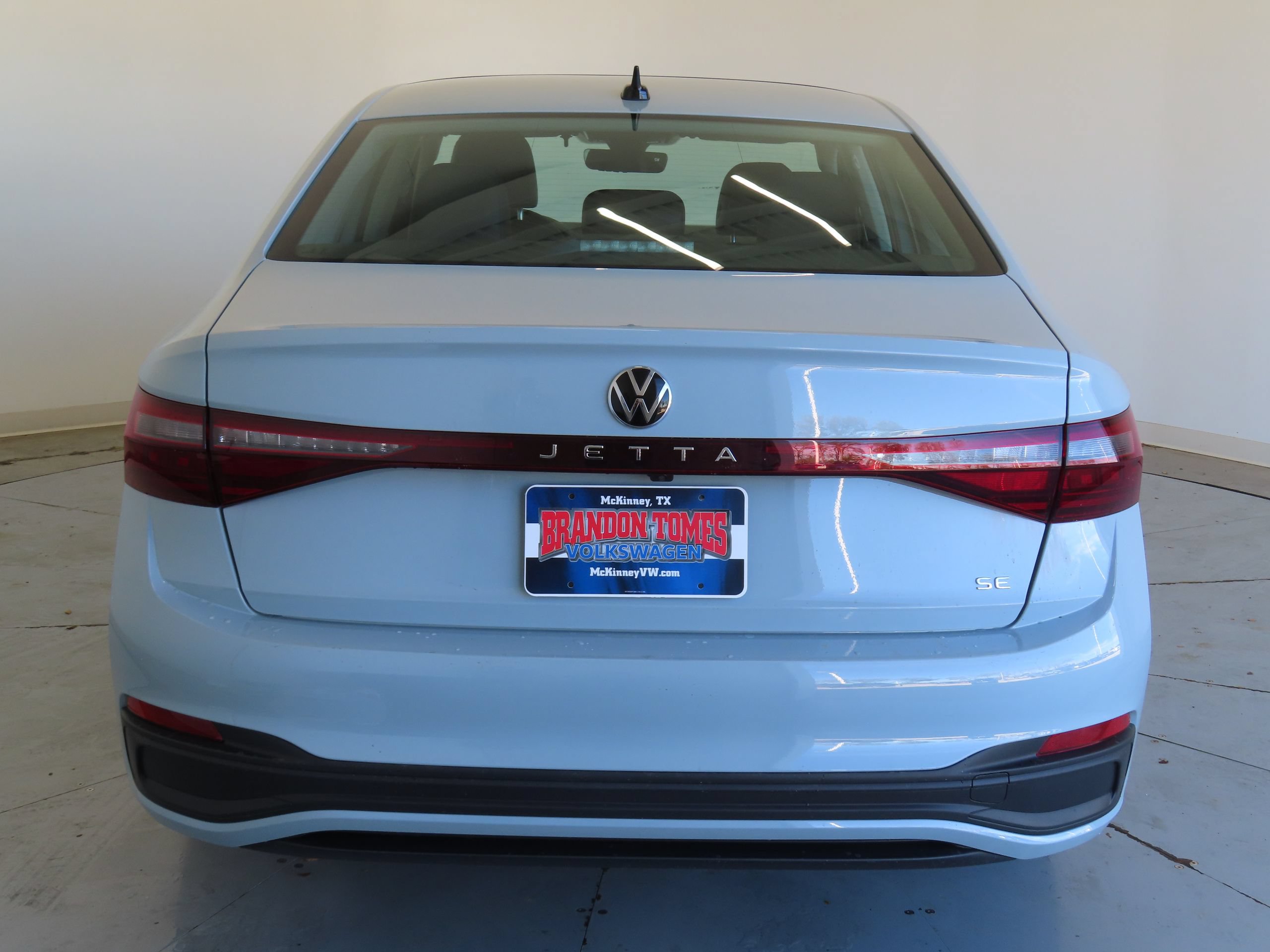 New 2026 Volkswagen Jetta SE FWD image 4