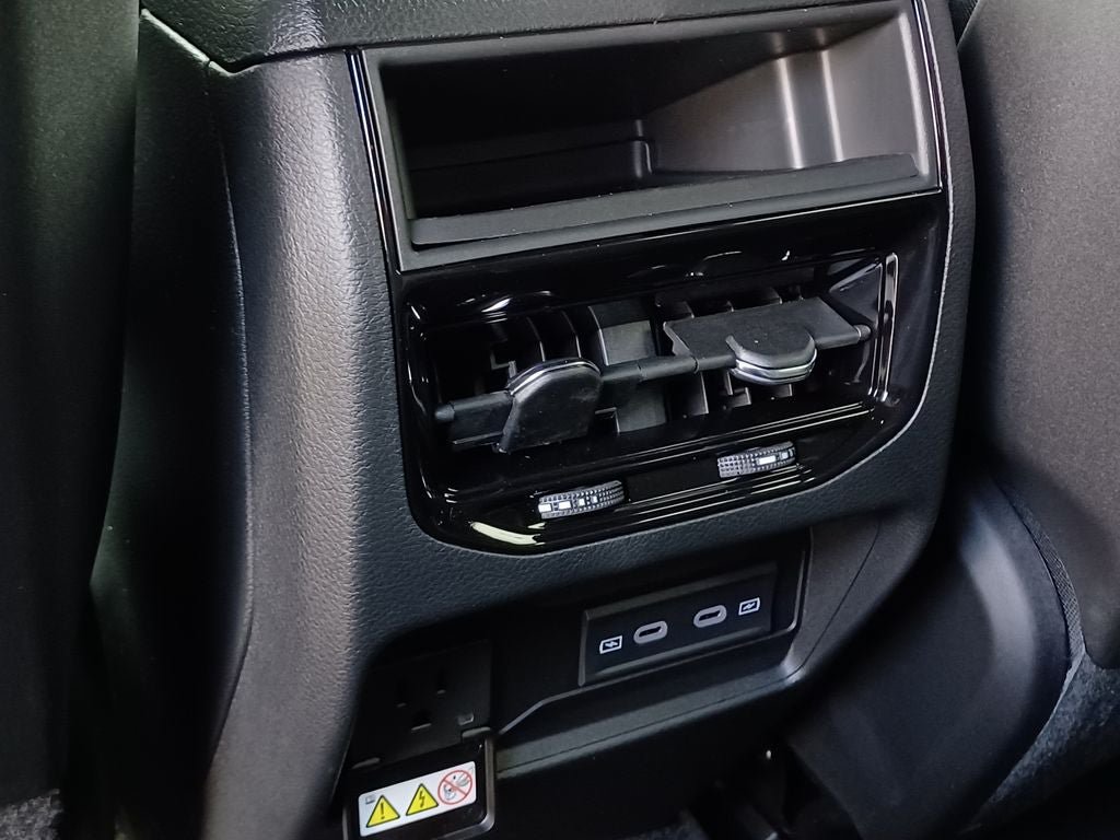 New 2026 Jeep Grand Cherokee Altitude AWD/4WD image 29