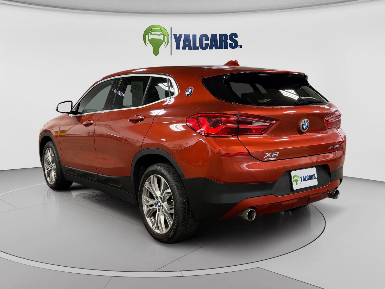 Used 2018 BMW X2 xDrive28i w/ Premium Package AWD/4WD image 3