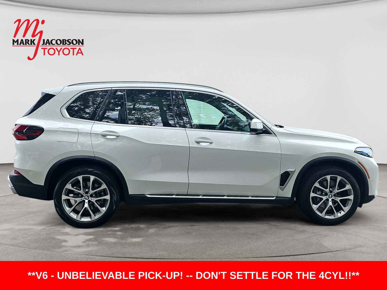 Used 2026 BMW X5 xDrive40i AWD/4WD image 6
