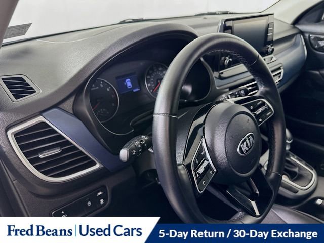 Used 2021 Kia Seltos S image 10