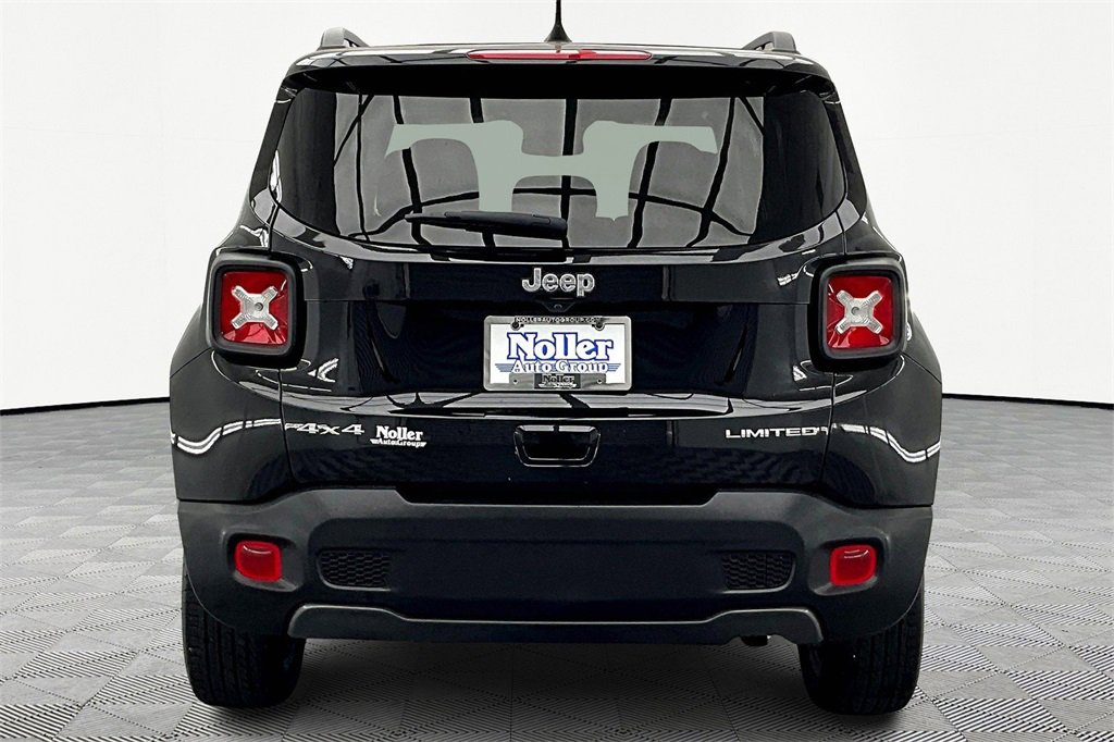 Used 2023 Jeep Renegade Limited image 4