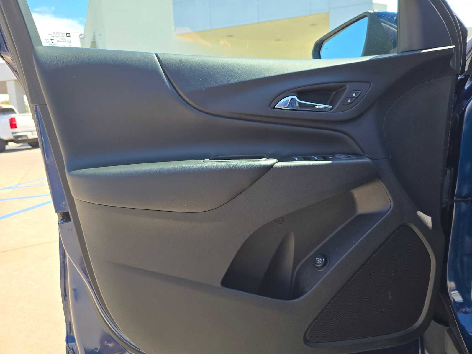 Used 2022 Chevrolet Equinox LT FWD image 20