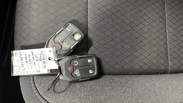 Used 2020 Chevrolet Silverado 1500 LT w/ All-Star Edition AWD/4WD image 19