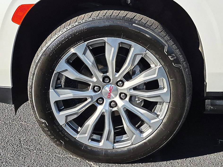 Used 2023 GMC Yukon Denali AWD/4WD image 10