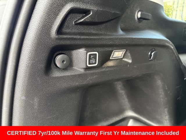 Used 2023 Jeep Grand Cherokee L Limited w/ Luxury Tech Group II AWD/4WD image 16
