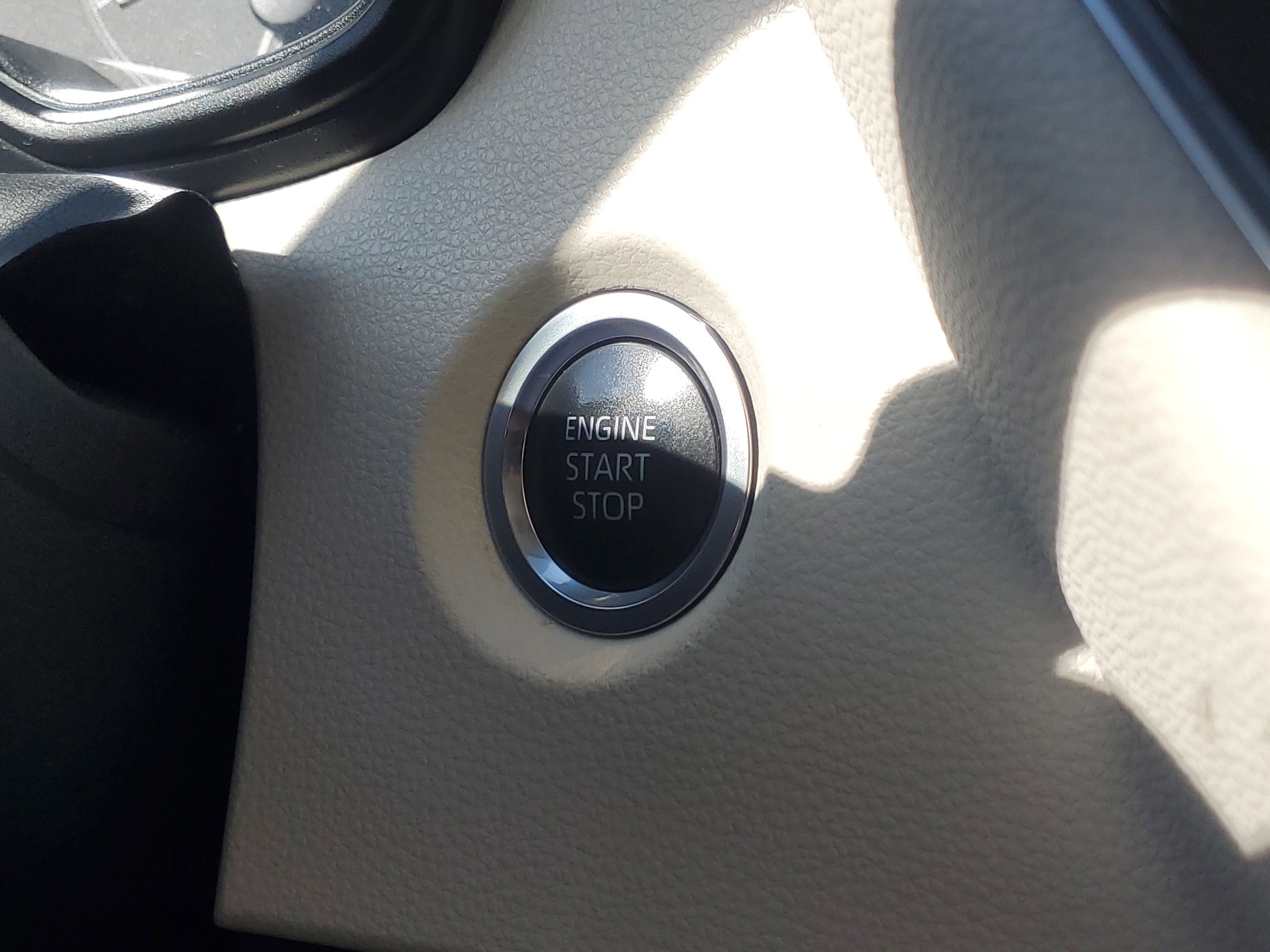 Certified 2023 Toyota Corolla LE image 31