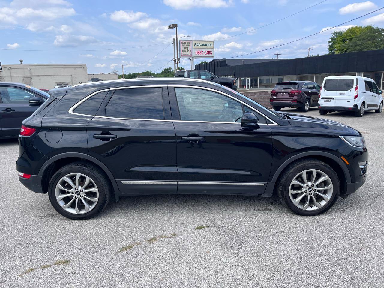 Used 2018 Lincoln MKC Select w/ Lincoln MKC Climate Package AWD/4WD image 2