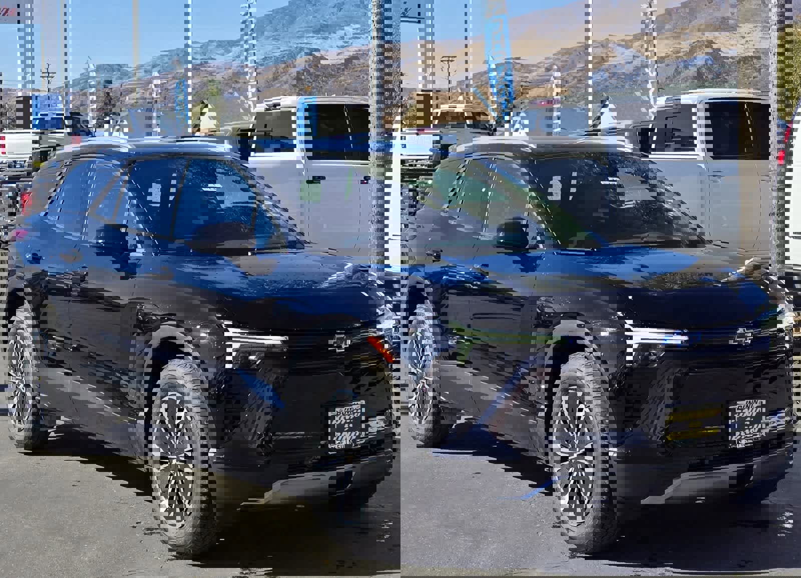 Used 2025 Chevrolet Blazer EV LT w/ Super Cruise Package image 3