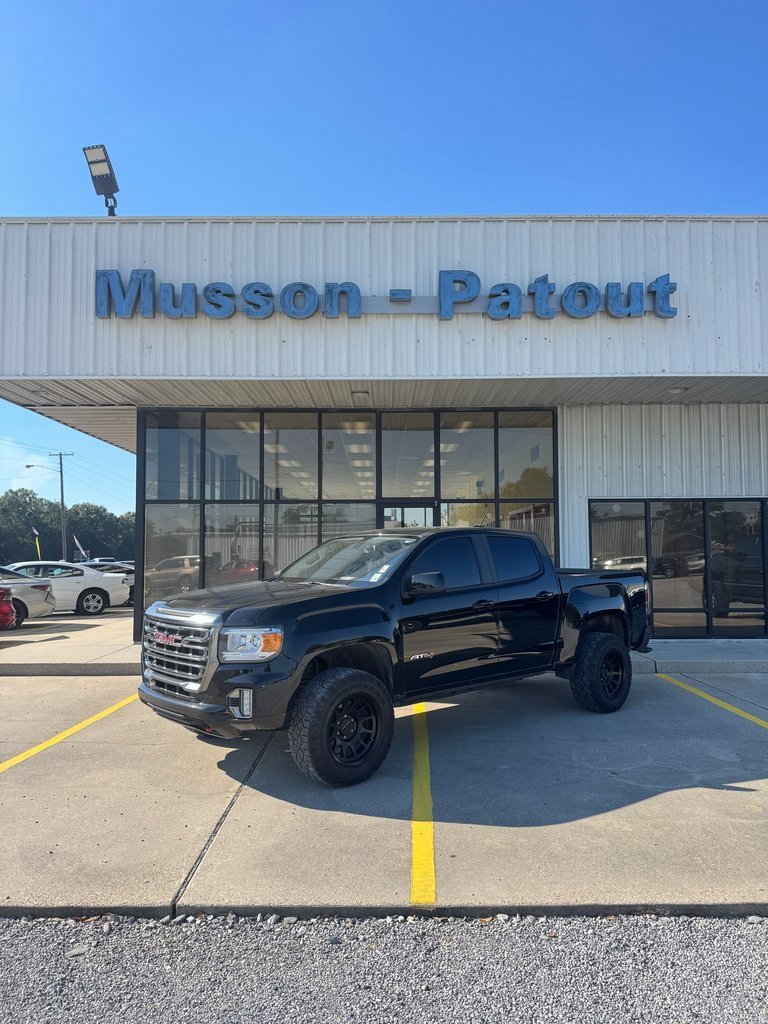 Used 2022 GMC Canyon AT4 image 1