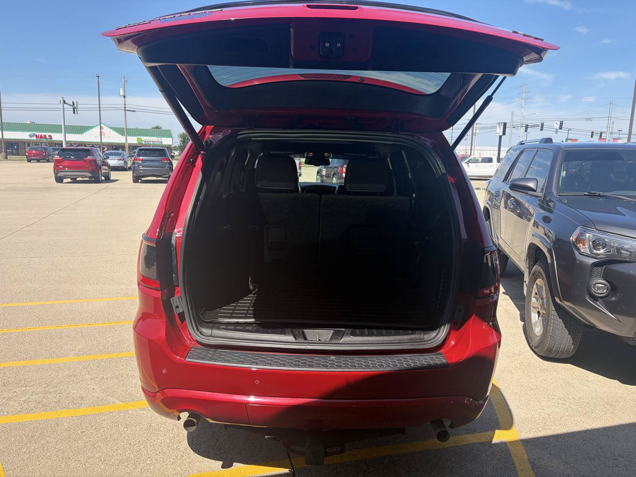 Used 2015 Dodge Durango R/T AWD/4WD image 11